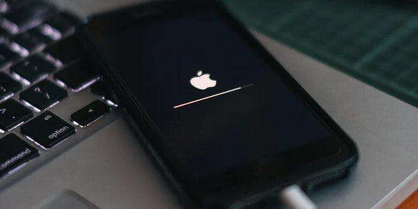128 millones de usuarios de iOS se infectaron con malware, pero Apple no les avisó